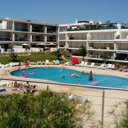 Oasis In Olhos De Agua Branqueira