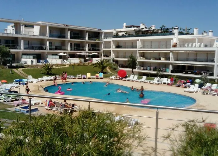 Oasis In Olhos De Agua Branqueira